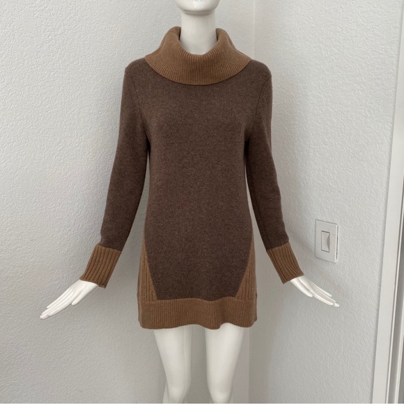 Lochleven turtle neck cashmere Sweater - Picture 3 of 9